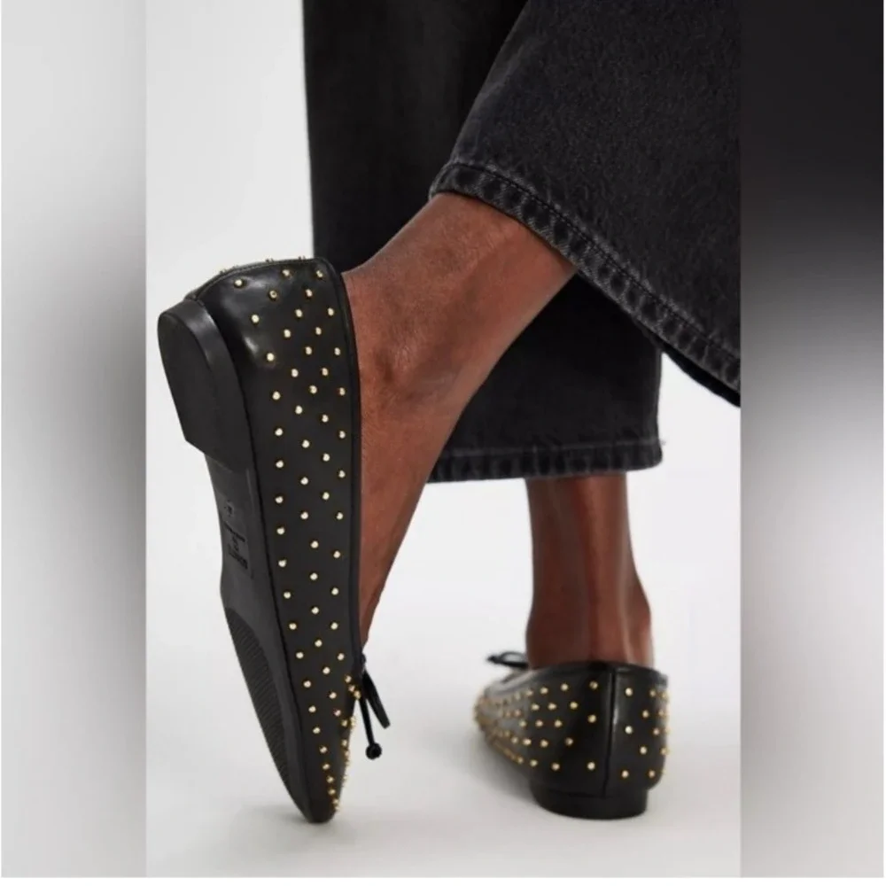 Schultz Arissa Ballet Flats Tiny Gold Studs Black Leather Feminine Bow SZ 6.5‎